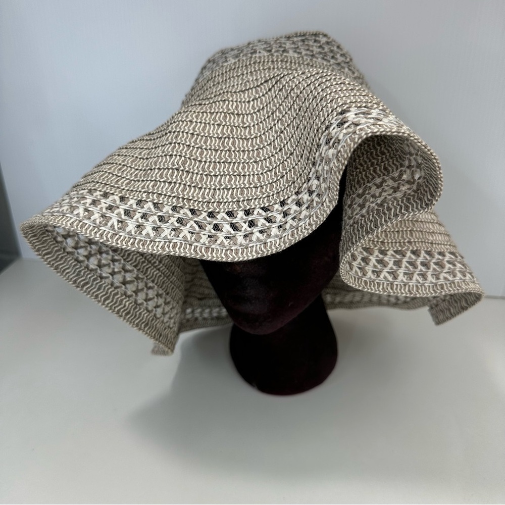 CALIA By Carrie Underwood Woven Sunhat Gray Beige Cruise Packable OSFA b… - Picture 3 of 11